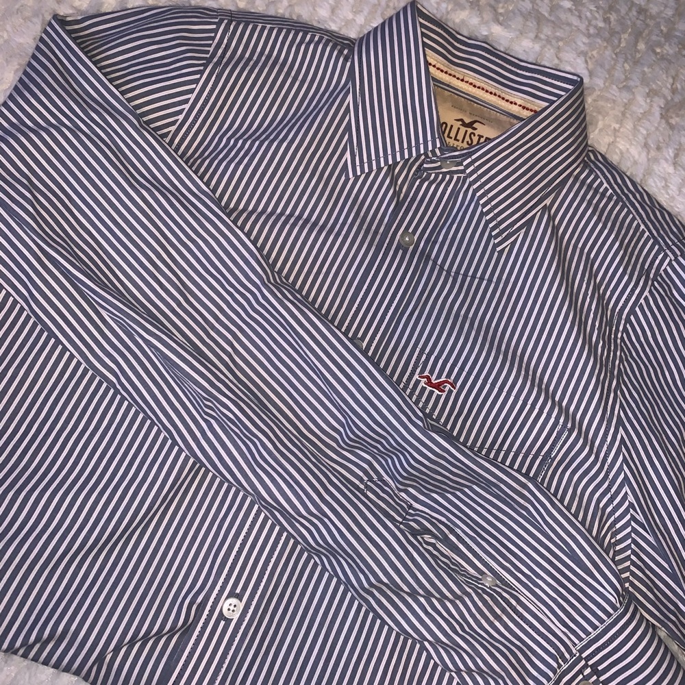 🌙Hollister Button Down🌙